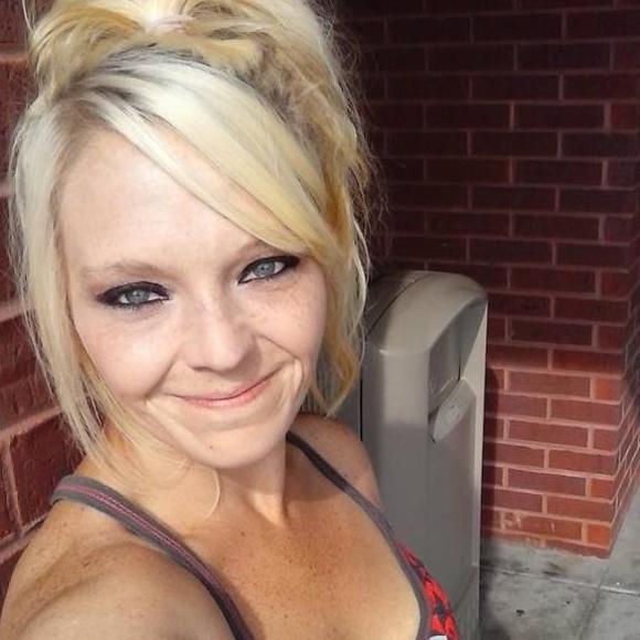 Meet your Posher, Renee - Picture 1 of 1